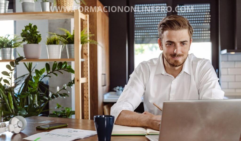 Curso online, acompañamiento y soporte con mentores