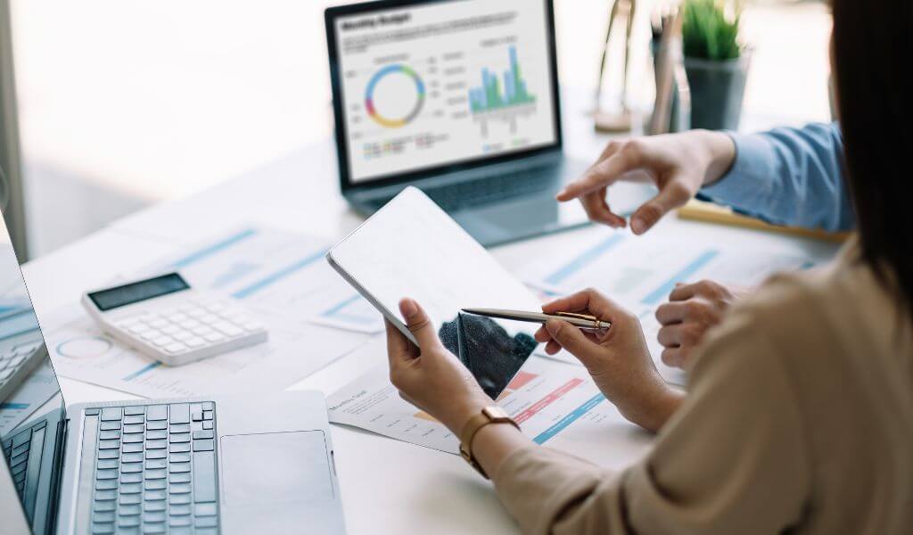 Ventajas de la inteligencia artificial en el mercado laboral